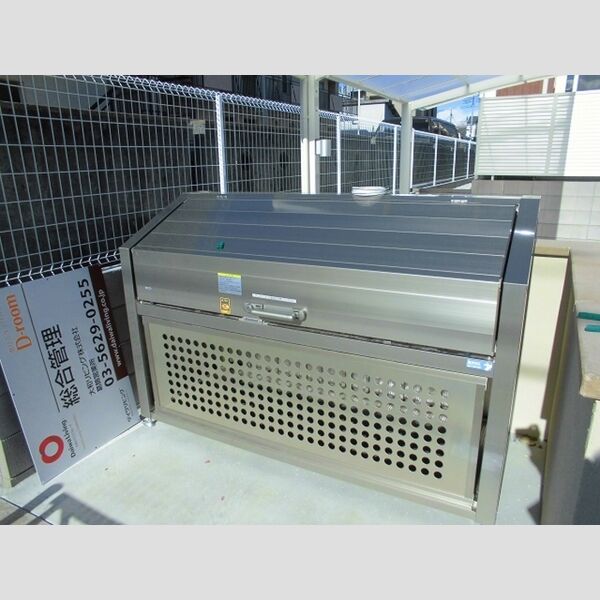 アンジェリカ ごみ置場