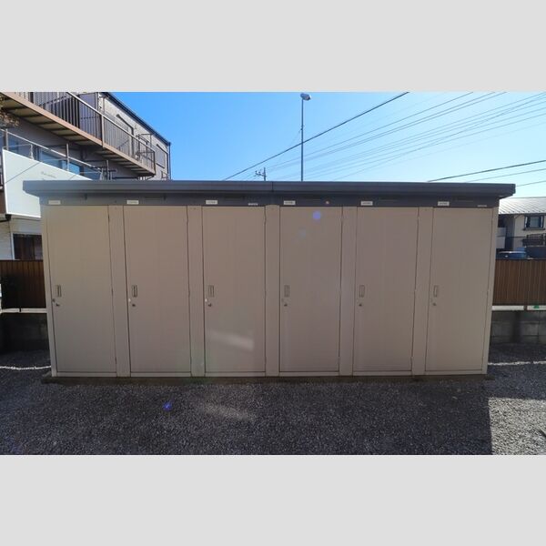 パストラル西遊馬 外部物置