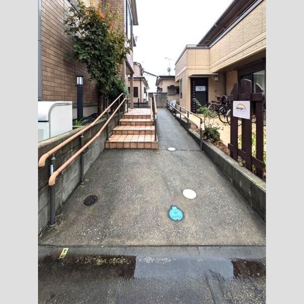 アブリーゴ11 エントランス