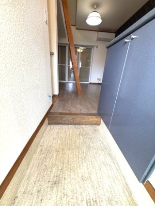 港南スナイプハウス202号室 クリーニング前の写真です