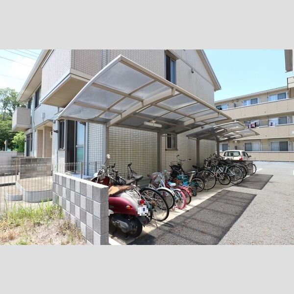 フローラル　C 駐輪場