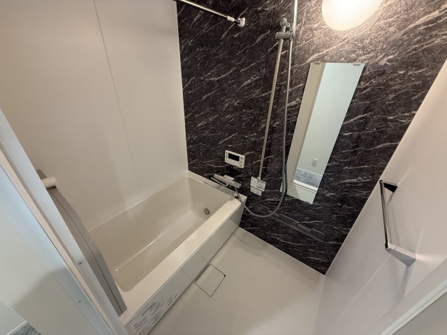 Ｍｉｌｅｓｔｏｎｅ　Ｓａｓａｚｕｋａ0303号室 お風呂