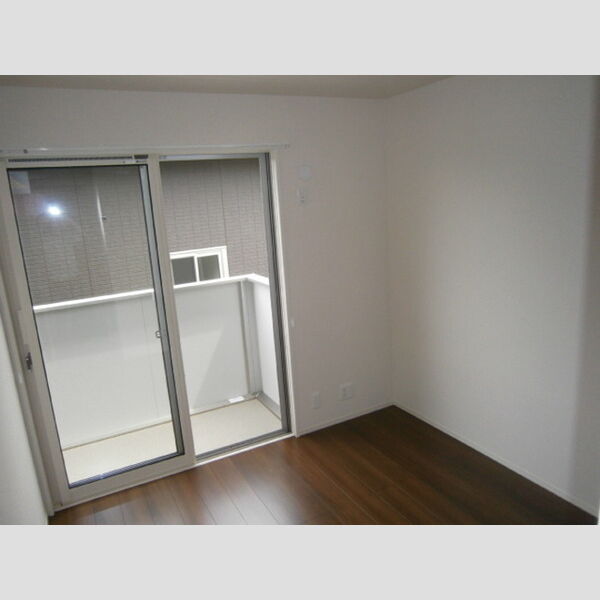 オンディーナ101号室 洋室③