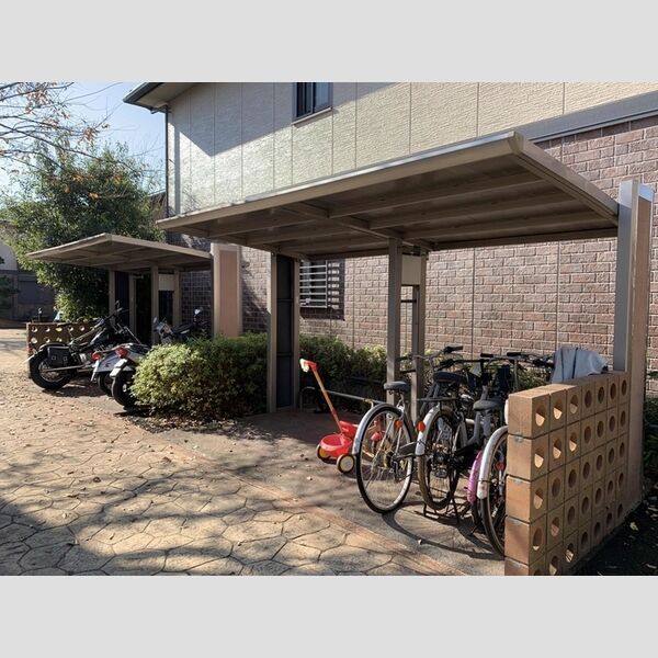 スワロウテイルA202号室 駐輪場