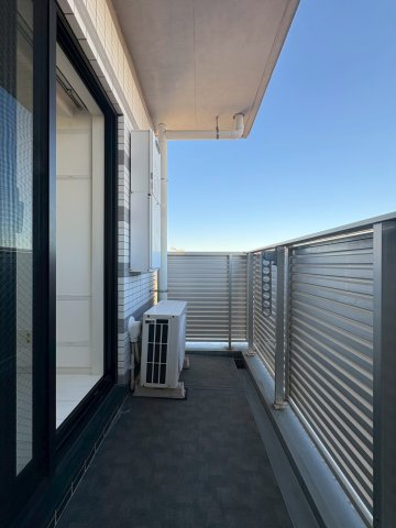 グラントゥルース大森ライズ バルコニー