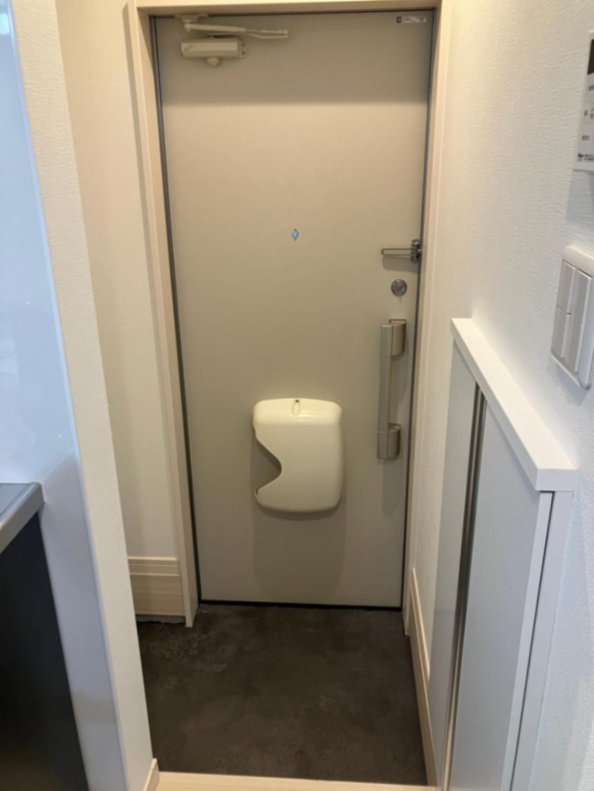 ランウェイ34R105号室 玄関リフォーム済み