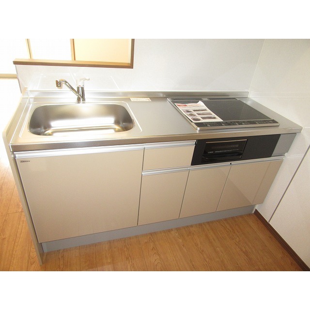 アムール 鈴谷 キッチン