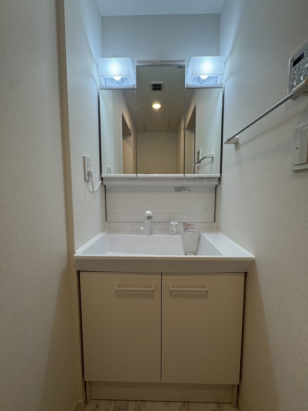 Ｂｅｌｌｅ　Ｌｅａｄ 洗面