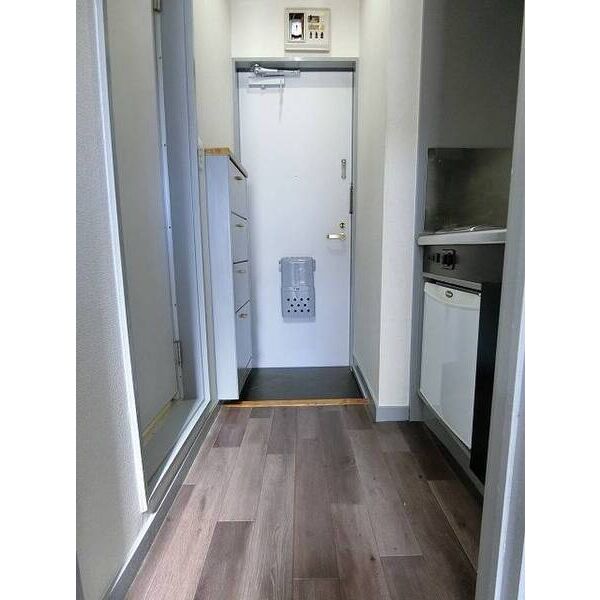 ジュネパレスシオン 玄関