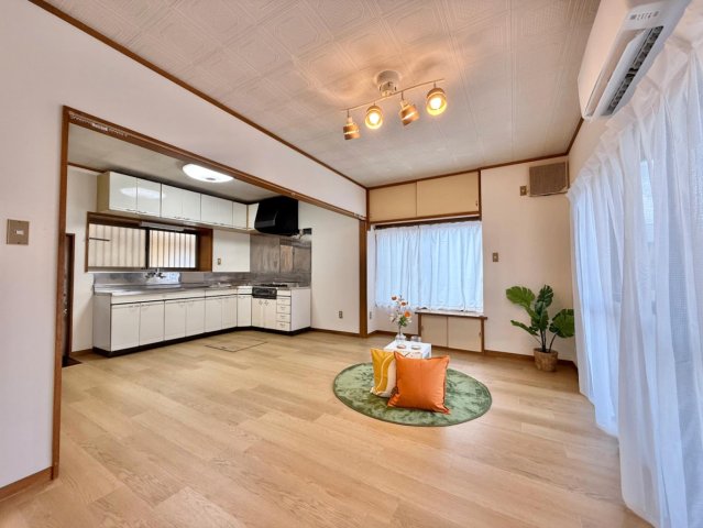 平塚市寺田縄戸建て リビング