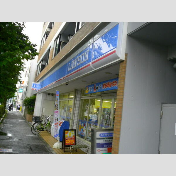 ドミール春日町 ローソン練馬春日町店