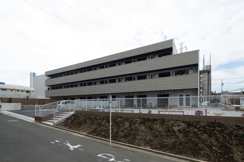 ＬＯＣ’Ｓ　ＹＯＫＯＤＡＩ3階 外観