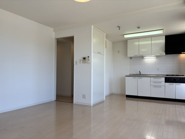 ＫＥＮＺＯ　ＨＡＵＳ　ｙｏｋｏｄａｉ 明るいリビング