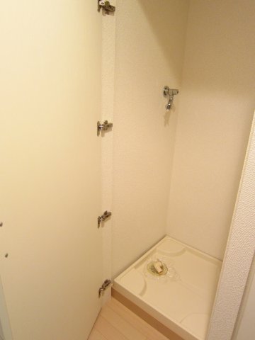 プライムアーバン久米川604号室 洗濯機置き場※参考写真