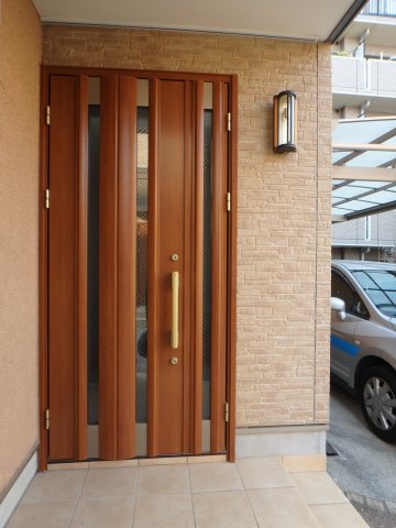 東葛西８丁目戸建 エントランス