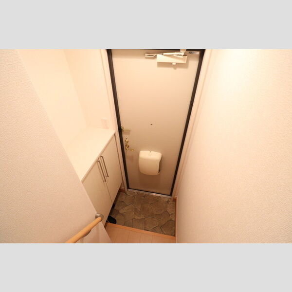 エスタシオン202号室 玄関