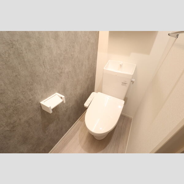 D-Sereno弥生102号室 温水洗浄暖房便座