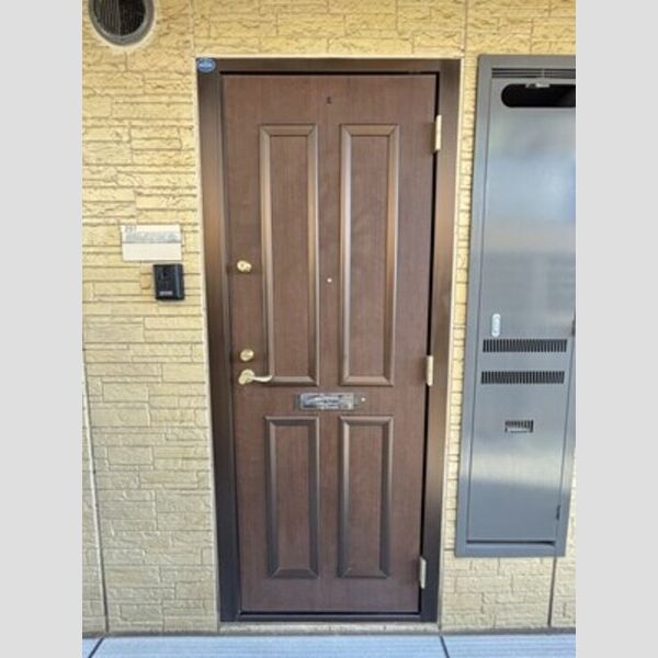 ポン・プランシュ207号室 玄関ドア