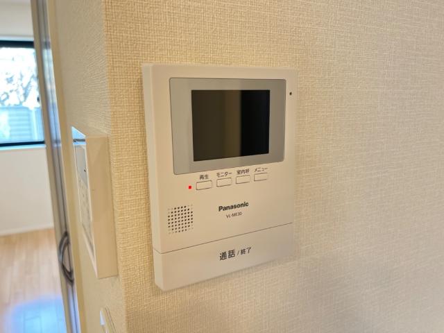 サウザンドリーフ101号室 カメラ付インターホン
