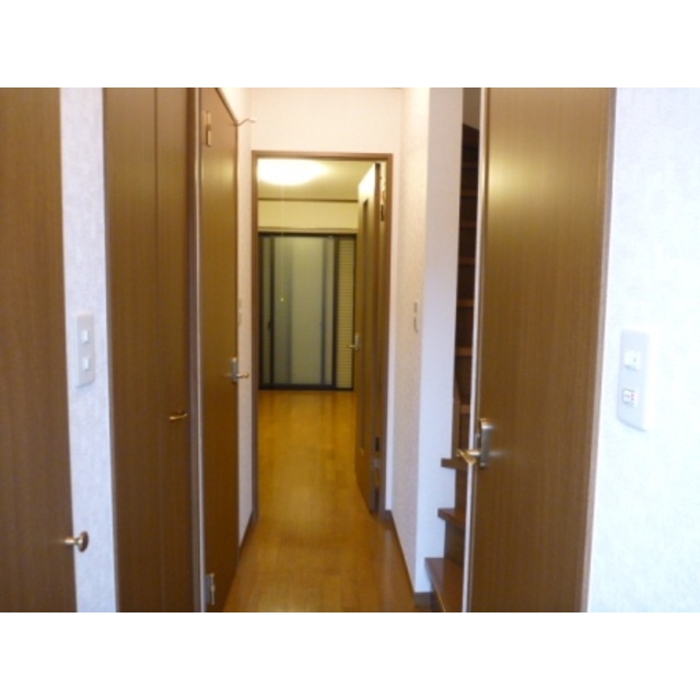 アムール 金谷104号室 玄関