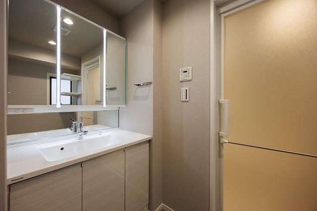 ミリアレジデンス上池袋11階 洗面所