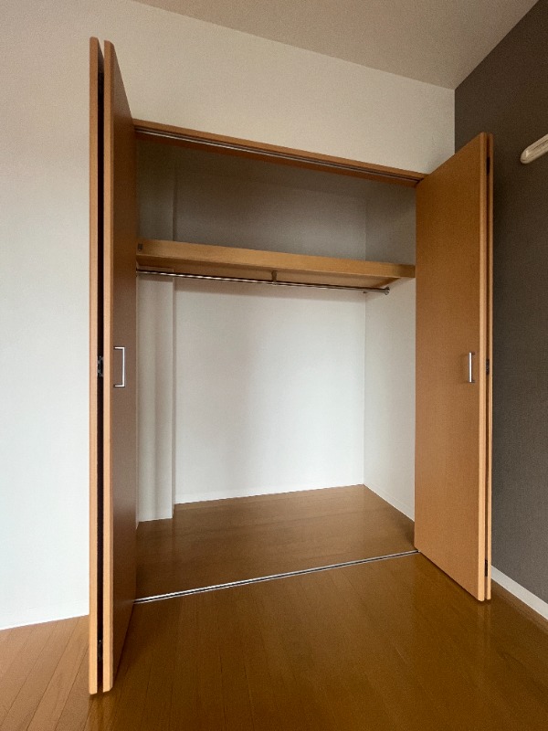 グランドール青葉2階 収納