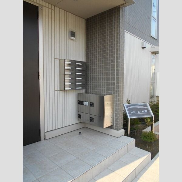 ドミール社家 エントランス