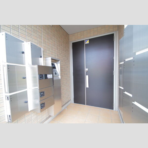 TIARA エントランス