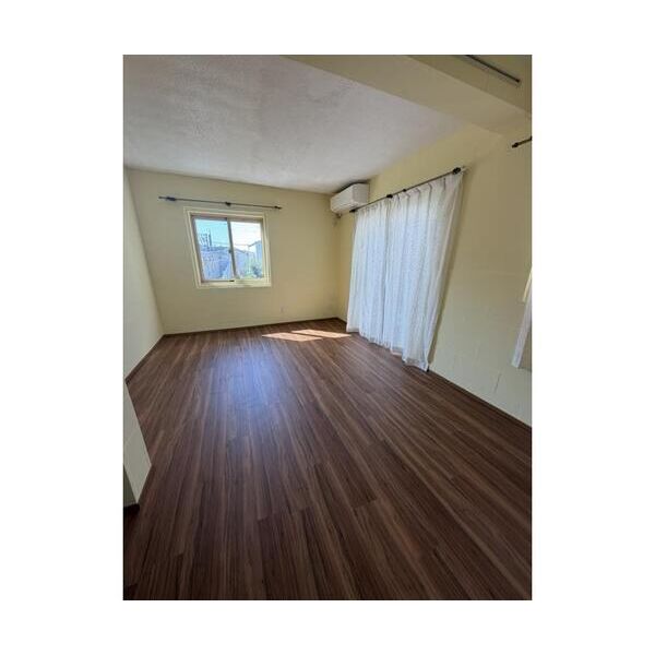 モデラート リビング