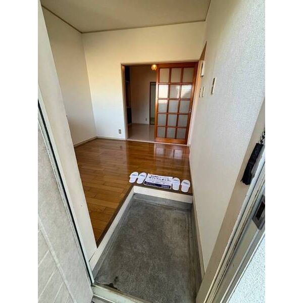 コーポオークフォーレ 玄関