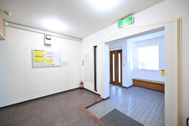 アムロゼッタ西荻窪5階 エントランス