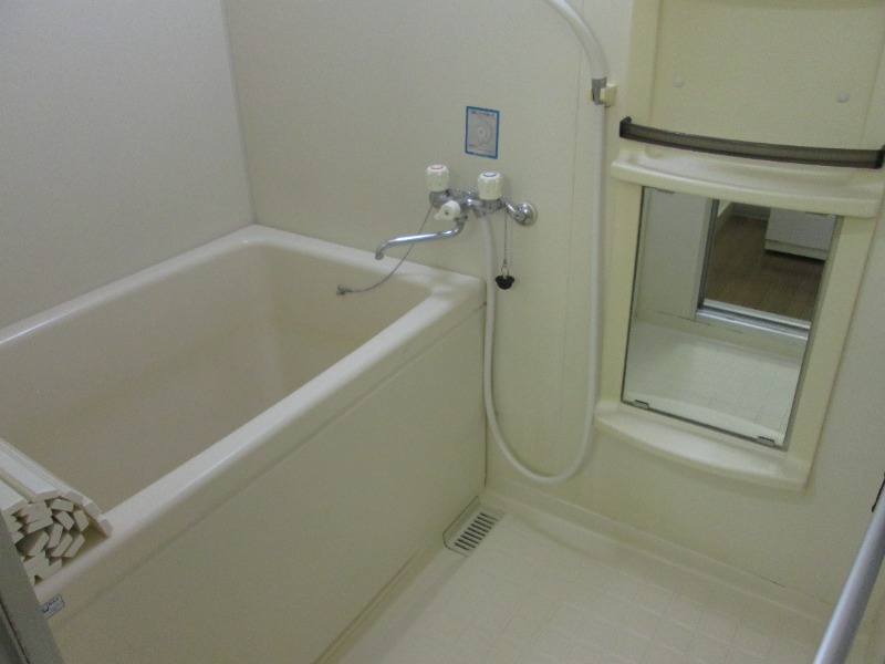 パレ岸町1階 ※別部屋参照