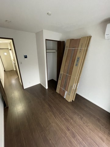 INside Grove EVE102号室 寝室