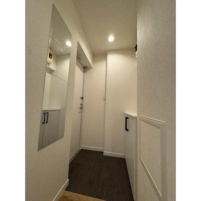 オーパスホームズ八丁堀0701号室 玄関