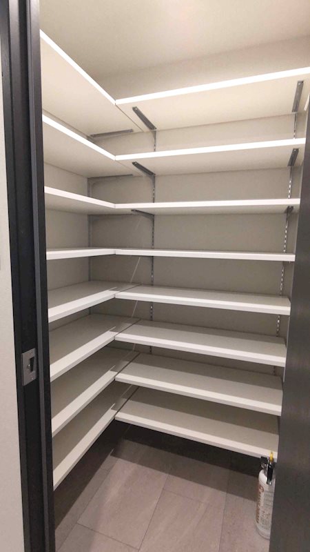 レジディア西麻布10階 収納