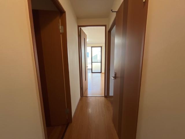 クレメント駒木Ｂ 廊下