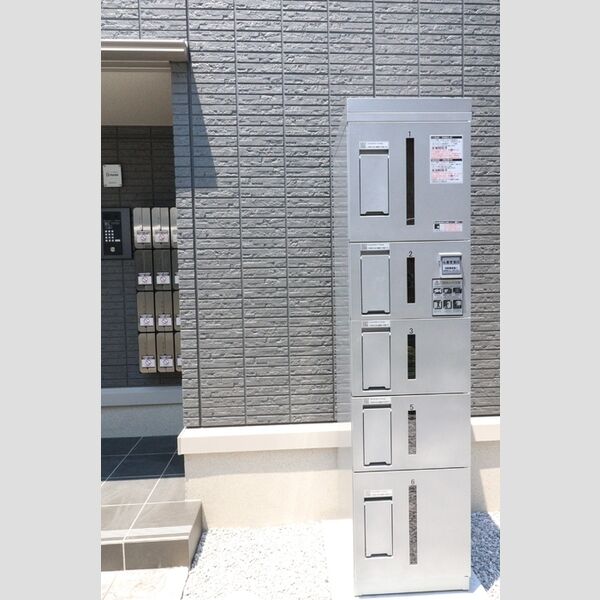 サリサ.c303号室 宅配ボックス