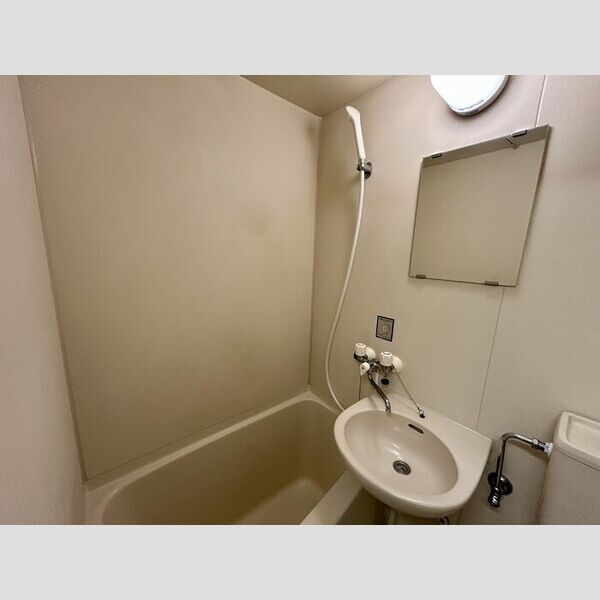 クレストガーデン津田沼105号室 ユニットバス