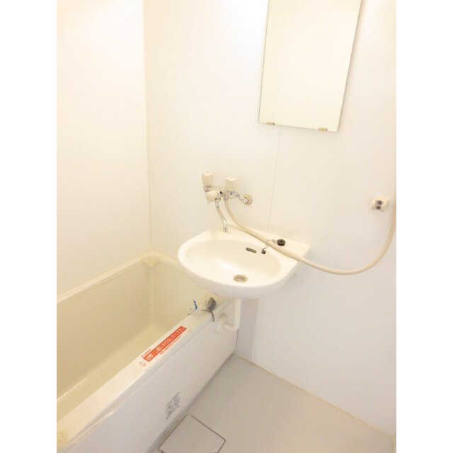 カーネス中野坂上 内観