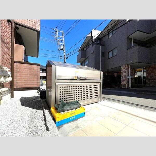 オークビレッジⅡ ゴミストッカー