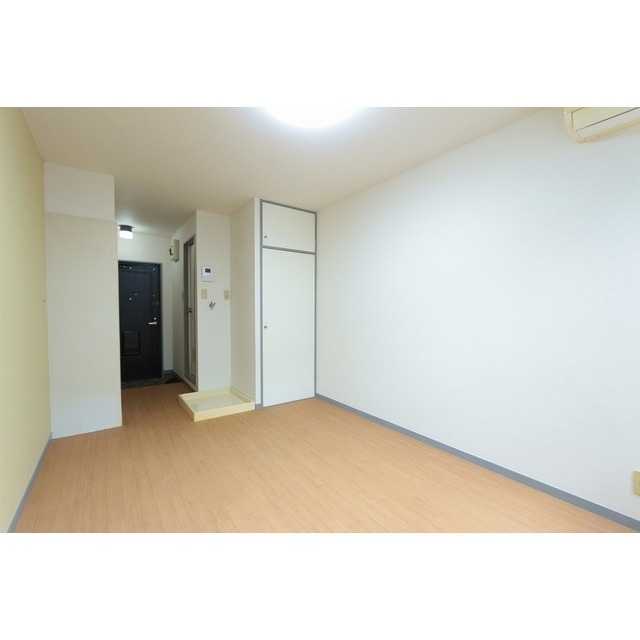 ＣＡＳＡスギザキ203号室 内観