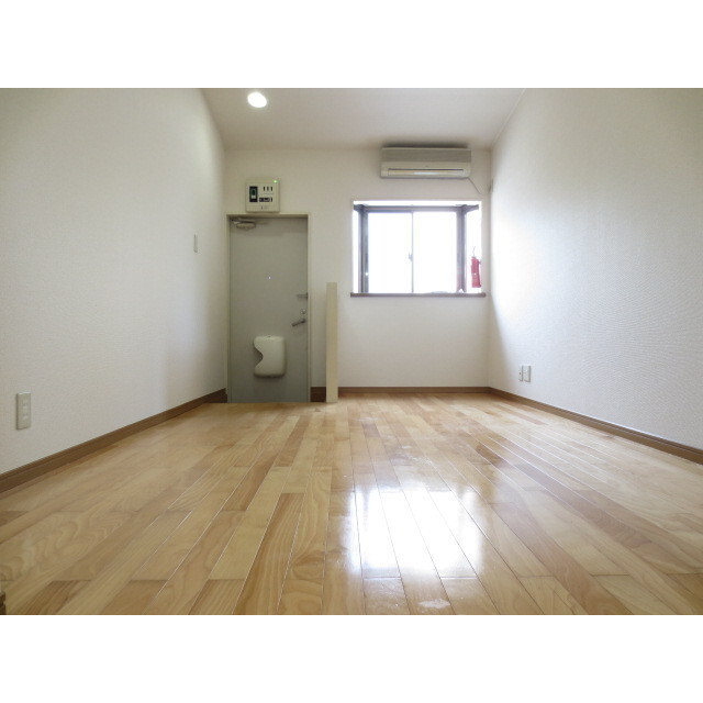 内田アパート リビング