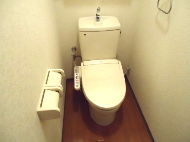 ベリーランズ102号室 トイレ