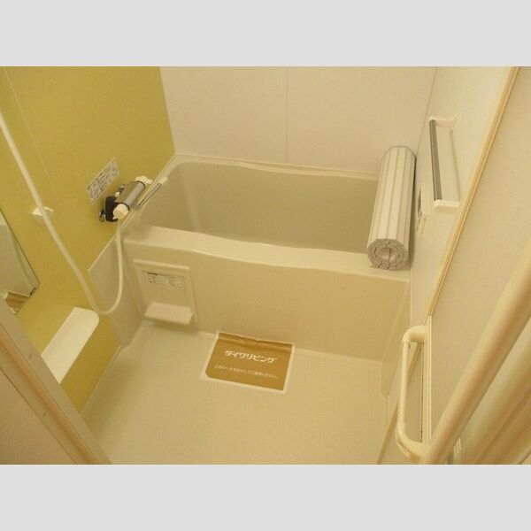 メゾンクレールD 浴室(追い焚き給湯)