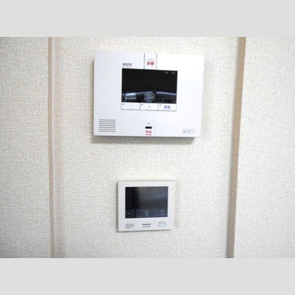 アヴァンセ新都心305号室 セコムのセキュリティシステム