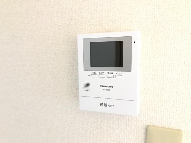 チェリーヒルズ新横浜北101号室 カメラ付インターホン