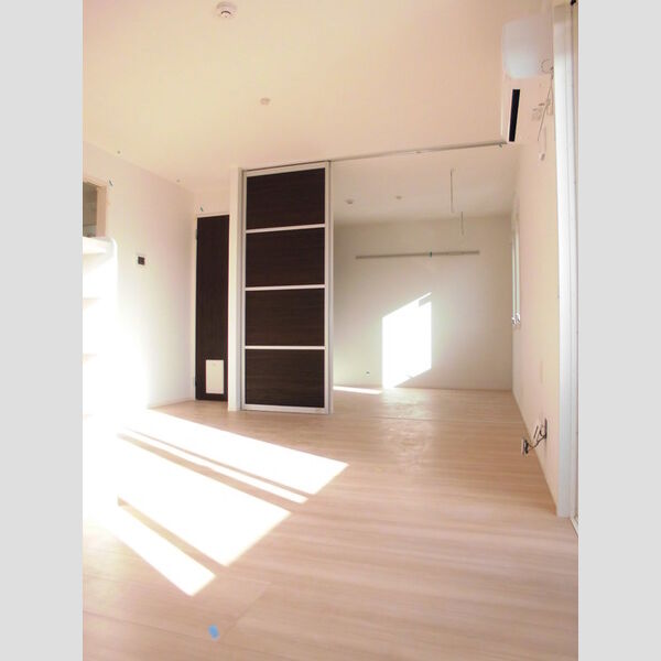 Y’sガーデン リビング