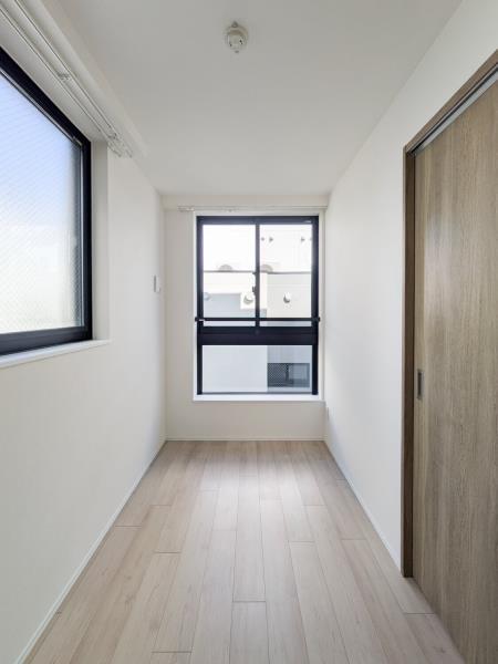 プラティーク清澄庭園4階 リビング