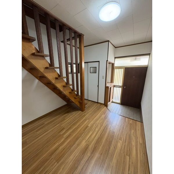 東鎌ヶ谷戸建 玄関