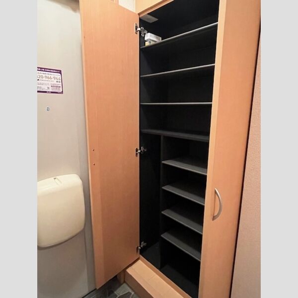 メゾン　プリメーロ102号室 玄関